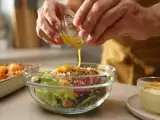 Artigos: Menu diário, 13 de agosto: salada mista com quinoa, polvo à lagareiro e pudim de ananás