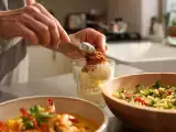 Artigos: Menu diário, 28 de agosto: tabulé refrescante, caril de camarão exótico e sorvete de mascarpone irresistível