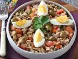 Artigos: A salada portuguesa que salva os almoços de calor: feijão-frade, atum, ovo e azeitonas