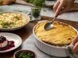Artigos: Menu diário, 29 de agosto: salada russa, escondidinho de carne moída e panna cotta