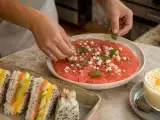 Artigos: Menu diário, 1 de setembro: frescor e sabor com carpaccio de melancia, sanduíche de sushi e sagu de manga
