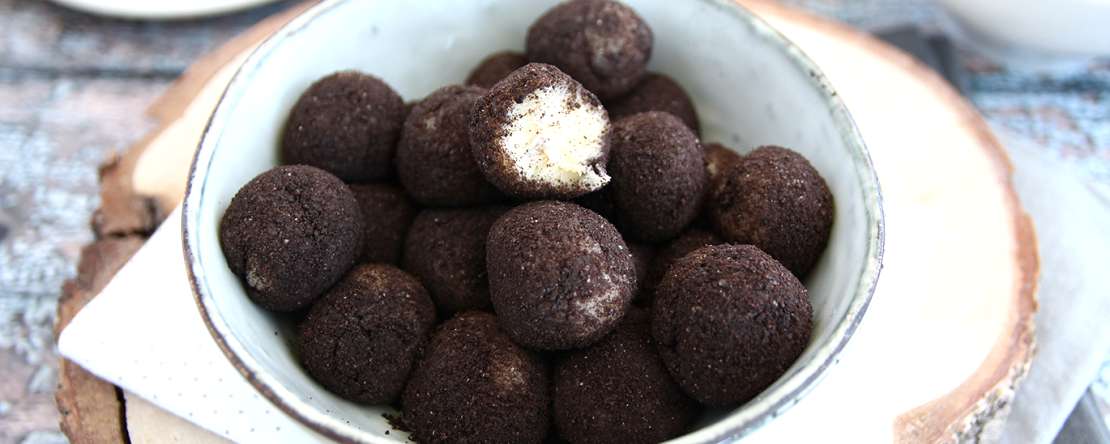 Brigadeiros de oreo para festas e aniversários