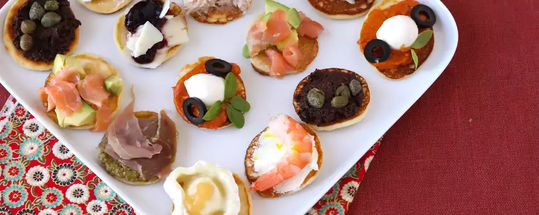 Temos 9 recheios diferentes para os BLINIS!