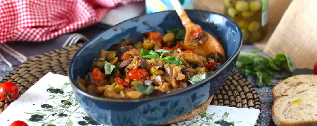 Caponata siciliana, a incontornável receita italiana rápida e fácil