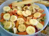 Receita Semana vegetariana- salada verde com banana, milho e cenoura