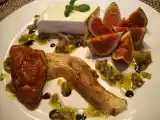 Receita Mousse de ricota com presunto cru, figos e cogumelos porcini