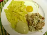 Receita Fast food no fatias! - batata frita, ovo estrelado e atum!