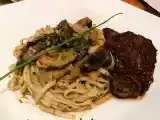 Receita Escalope de mingnon e linguine com molho de mix de cogumelos