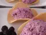 Receita Mousse de amoras sobre telha de amêndoas (isa)