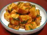 Receita Tofu frito com molho apimentado (vegana)