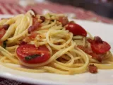 Receita Massa com tomate uva, escarola e bacon