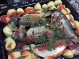 Receita Dourada no forno com batatas e grelos salteados