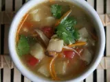 Receita Sopa vietnamita de abacaxi, frango e shiitake