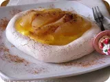 Receita Ninhos de merengue com lemon curd e pêra
