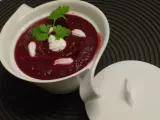 Receita Sopa de beterraba com iogurte grego
