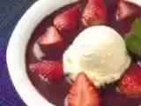 Receita Sopa de chocolate com morangos