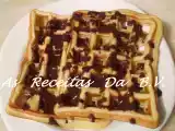 Receita Waffles com molho de chocolate
