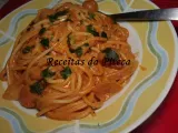 Receita Esparguete com molho de tomate e salsichas