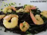 Receita Esparguete negro com camarão