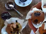 Receita Cupcake de canela com compota de mirtilos e chocolate