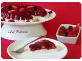 Receita Panna cotta de leite de amêndoas e frutas vermelhas
