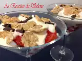 Receita Morangos com iogurte grego e cereais
