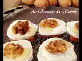 Receita Tostas com queijo chèvre, mel e nozes