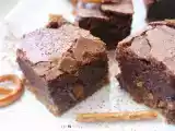 Receita Brownies com caramelo e pretzel