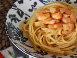 Receita Espaguete com camarão, tomate cereja e manjericão