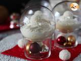 Receita Creme raffaello servido em bola de natal