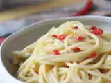 Receita Espaguete alho e óleo (spaghetti aglio e olio): o clássico italiano pronto em minutos