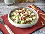 Receita Salada de macarrão com pesto de rúcula, tomate cereja e mussarela