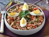 Receita Salada de feijão-frade com atum, ovo e azeitonas - receita portuguesa fácil