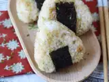 Receita Onigiri grelhados recheados com queijo derretido: vocês vão devorá-los!
