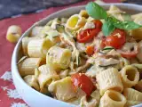 Receita Macarrão cremoso com abobrinha, tomates cereja, cream cheese e limão