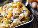 Receita Macarrão gratinado com abóbora, cogumelos e molho bechamel