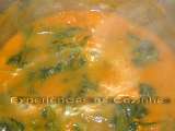 Receita Sopa de espinafres com cubos de abóbora e massinhas