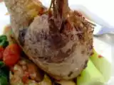 Receita Coxa de pato em vinho tinto, batata-doce e pak choy