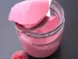 Receita Iogurte de soja com gelatina de morango