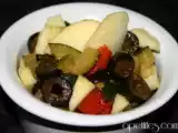 Receita .:salteado de courgete e maçã com azeitonas
