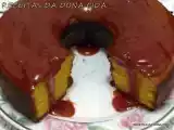Receita Bolo de fubá com queijo frescal e calda de goiaba