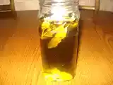 Receita Azeite aromatizado de alho, oregãos e louro...
