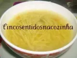 Receita Sopa aromática com massa