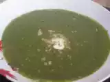 Receita Sopa de ervilhas com espinafres, nozes e lima