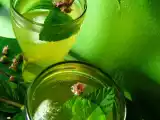 Receita Infusão gelada de erva-cidreira e limão rosa