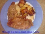 Receita Lombo de porco no formo com batatas enroladas com bacon