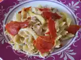 Receita Farfalle com molho de abobrinha, nozes e presunto cru