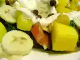 Receita Salada com molho de iogurte (v)