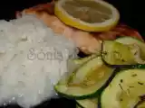 Receita Salmão grelhado com courgete e arroz de manteiga