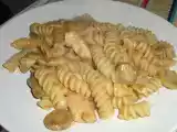 Receita Frango com espirais e molho rosa